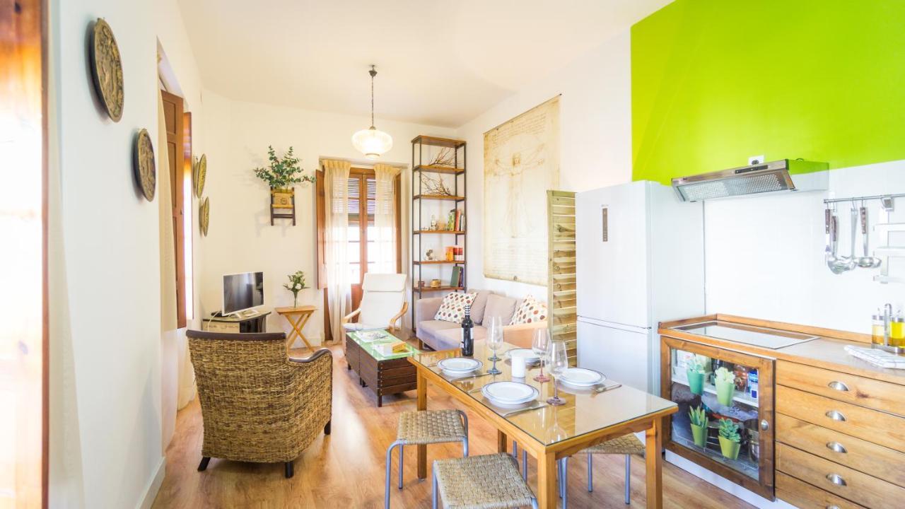 Acogedor Apartamento En Pleno Centro De Sevilla 外观 照片