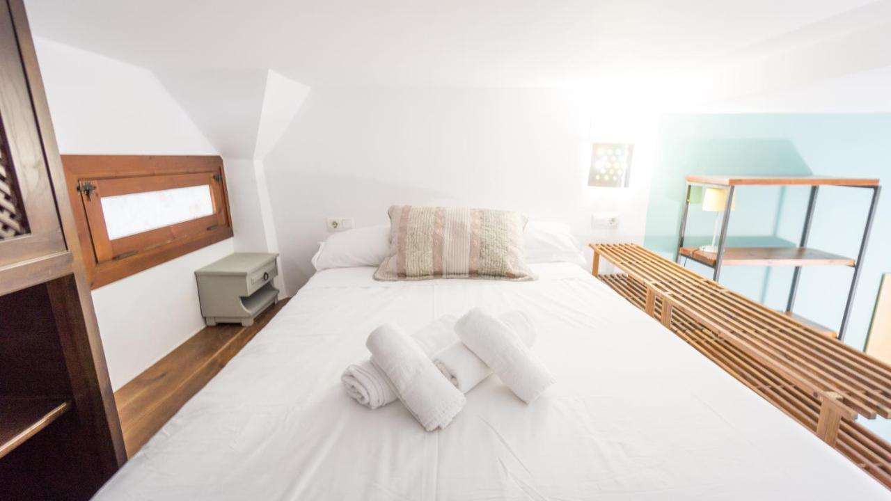 Acogedor Apartamento En Pleno Centro De Sevilla 外观 照片